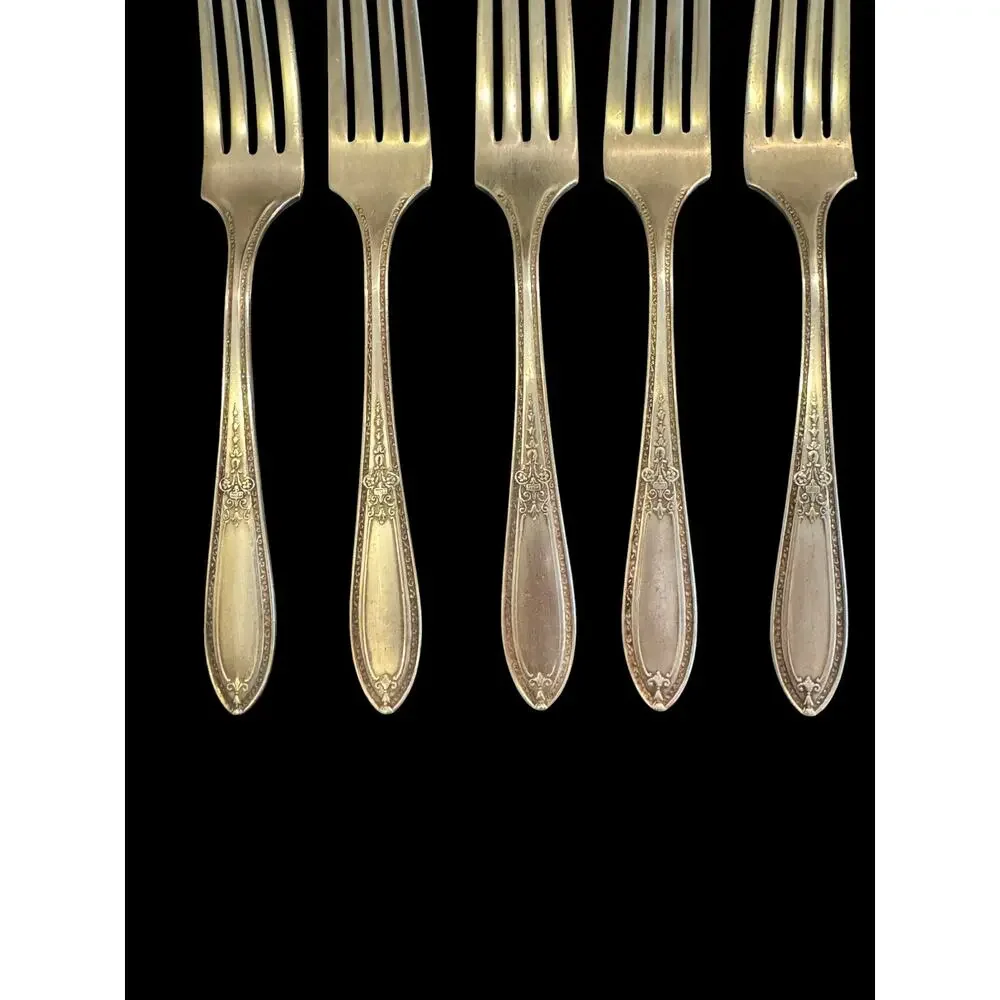 Lot 5 WM Rogers And Son 1925 Triumph AA Silver Plate Salad Forks